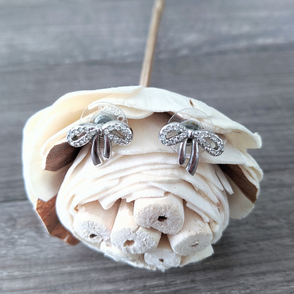 ✨ Swarovski Now Motif Festivity Crystal Earrings✨